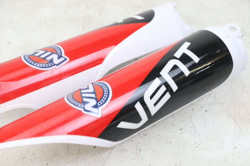 photo de OSŁONA WIDEŁEK VENT DERAPAGE 50 (2018 - 2023) - Oznaczenia i referencje