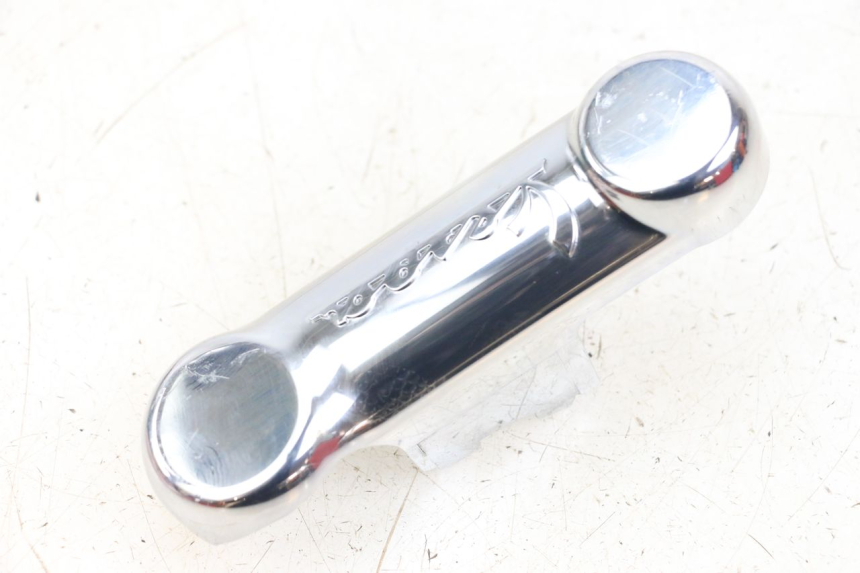 photo de OSŁONA WIDEŁEK PIAGGIO VESPA PRIMAVERA 4T 50 (2021 - 2024) - Zbliżenie techniczne