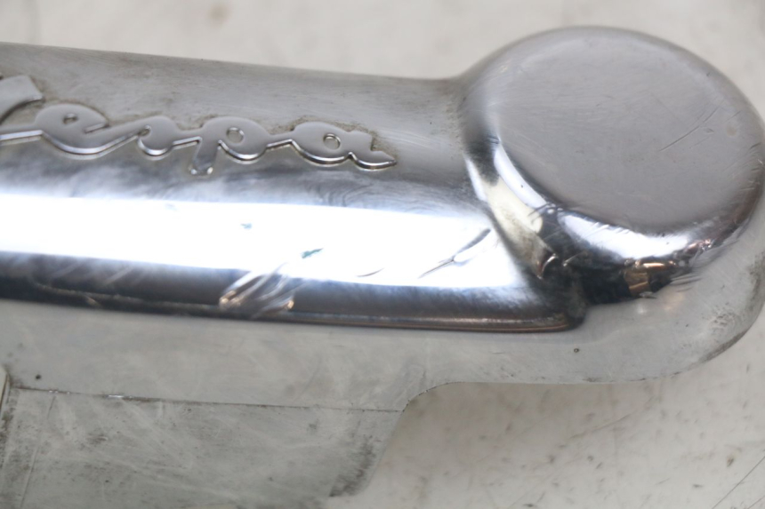 photo de OSŁONA WIDEŁEK PIAGGIO VESPA S 2T 50 (2007 - 2014) - Inny kąt widzenia