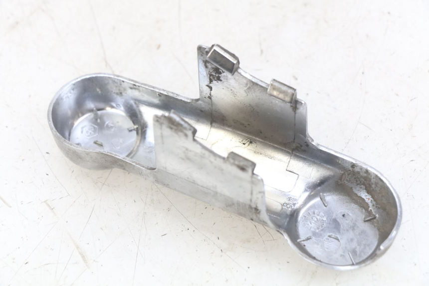 photo de OSŁONA WIDEŁEK PIAGGIO VESPA S 2T 50 (2007 - 2014) - Punkty mocowania