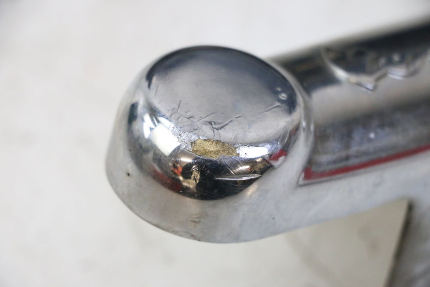 photo de OSŁONA WIDEŁEK PIAGGIO VESPA S 2T 50 (2007 - 2014) - Inny kąt widzenia