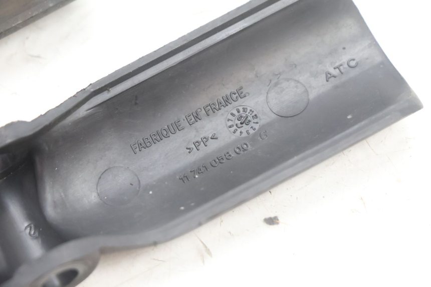 photo de OSŁONA WIDEŁEK PEUGEOT VIVACITY 100 (1999 - 2008) - Zbliżenie techniczne