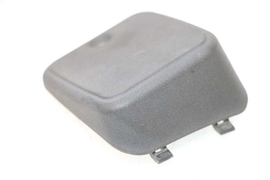photo de OSŁONA POMPY HAMULCOWEJ PIAGGIO MP3 RL 250 (2006 - 2010) - Szczegół części