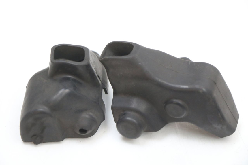 photo de OSŁONA POMPY HAMULCOWEJ MBK MW TRYPTIK 125 (2014 - 2016) - Zoom stanu zużycia