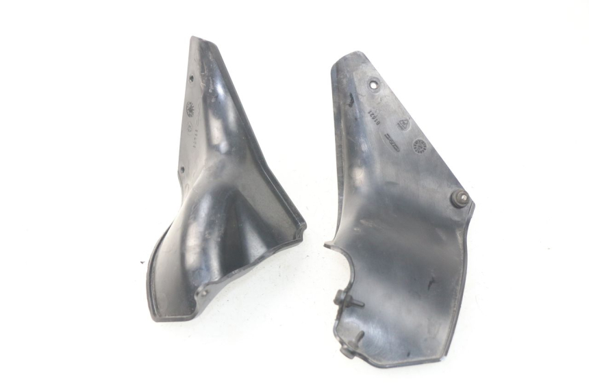 photo de OSŁONA SILNIKA MV AGUSTA BRUTALE R WALLY 910 (2008 - 2008) - Zoom stanu zużycia