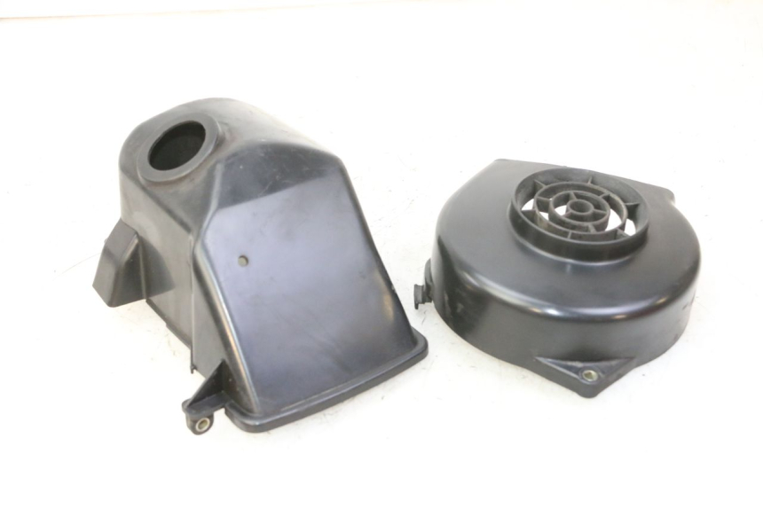 photo de OSŁONA SILNIKA PEUGEOT CITYSTAR 50 (2013 - 2017) - Zbliżenie techniczne