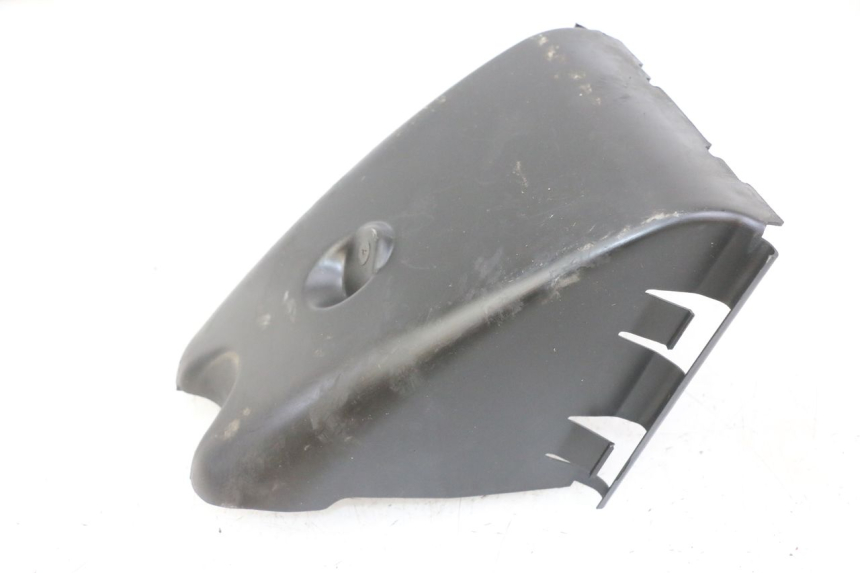 photo de OSŁONA SILNIKA PEUGEOT ELYSEO 125 (1999 - 2004) - Zoom stanu zużycia