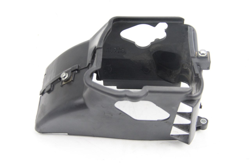 photo de OSŁONA SILNIKA PEUGEOT KISBEE 4T 50 (2018 - 2022) - Zbliżenie techniczne