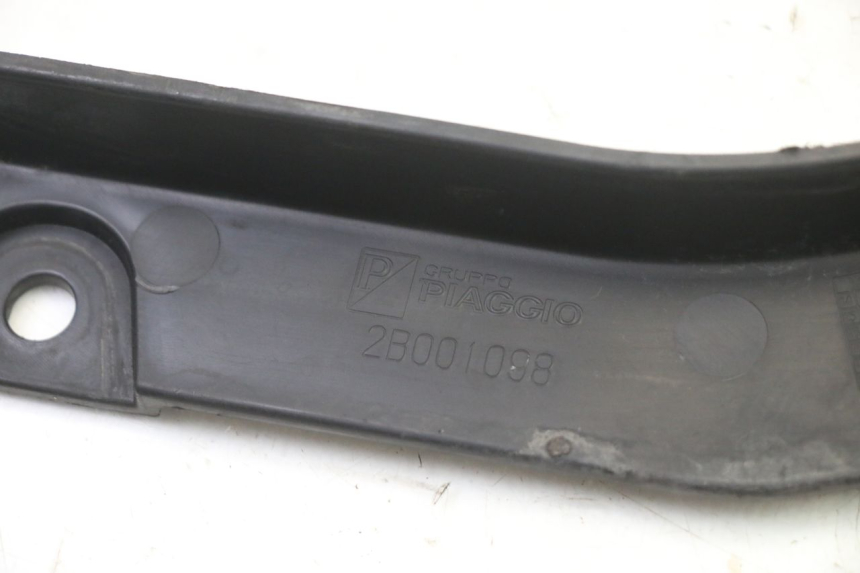 photo de OSŁONA SILNIKA PIAGGIO MP3 500 (2014 - 2017) - Zbliżenie techniczne