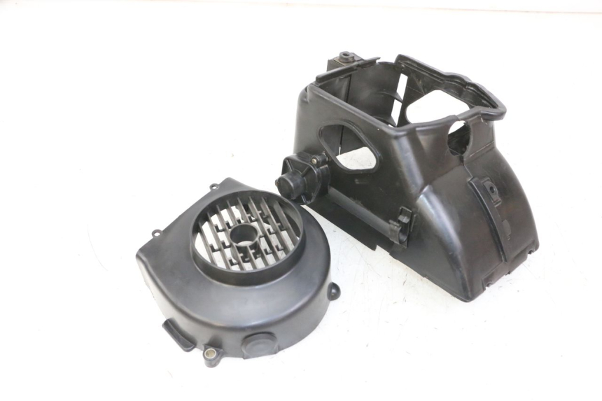 photo de OSŁONA SILNIKA PEUGEOT KISBEE 4T 50 (2010 - 2017) - Zoom stanu zużycia