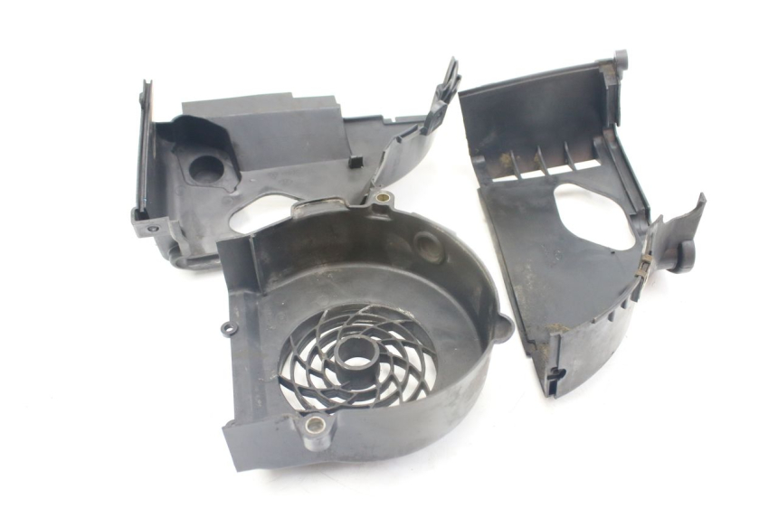 photo de OSŁONA SILNIKA TNT MOTOR ROMA 10' 4T 50 (2019 - 2022) - Zbliżenie techniczne