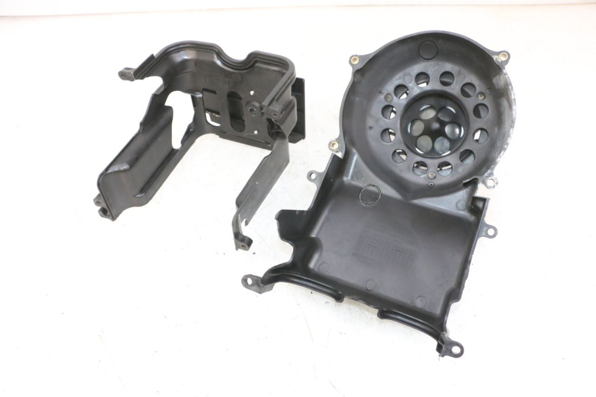 photo de OSŁONA SILNIKA DAELIM S1 125 (2007 - 2016) - Zbliżenie techniczne