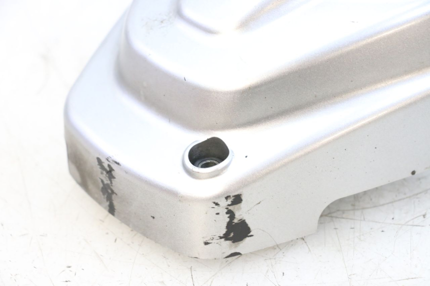 photo de OSŁONA SILNIKA PIAGGIO VESPA GTS SUPER IE 125 (2009 - 2016) - Zoom stanu zużycia