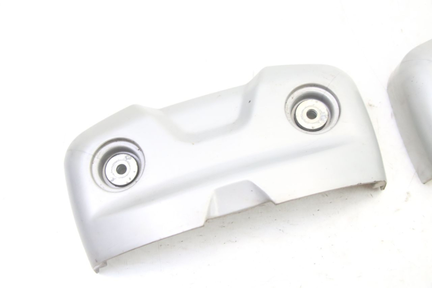 photo de OSŁONA SILNIKA HONDA XLV VARADERO 125 (2000 - 2006) - Zoom stanu zużycia