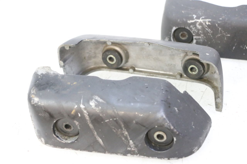 photo de OSŁONA SILNIKA YAMAHA XV VIRAGO 535 (1988 - 2004) - Zbliżenie techniczne