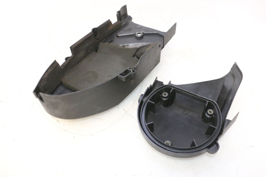 photo de OSŁONA SILNIKA YAMAHA YP MAJESTY 125 (1998 - 2001) - Inny kąt widzenia