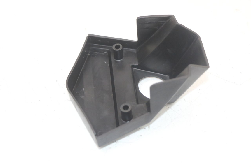 photo de OSŁONA STACYJKI KAWASAKI GTR 1000 (1994 - 2004) - Punkty mocowania