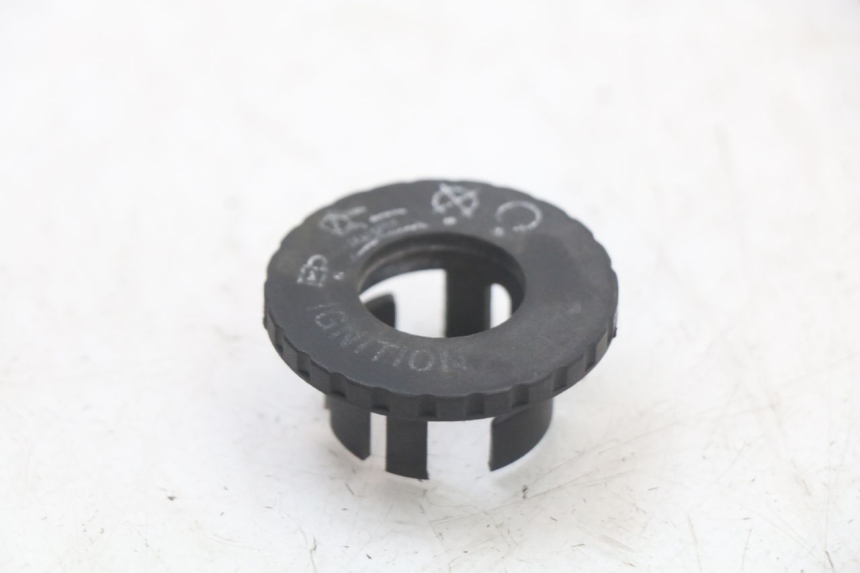 photo de OBUDOWA STACYJKI PEUGEOT BELVILLE 125 (2017 - 2021) - Widok główny