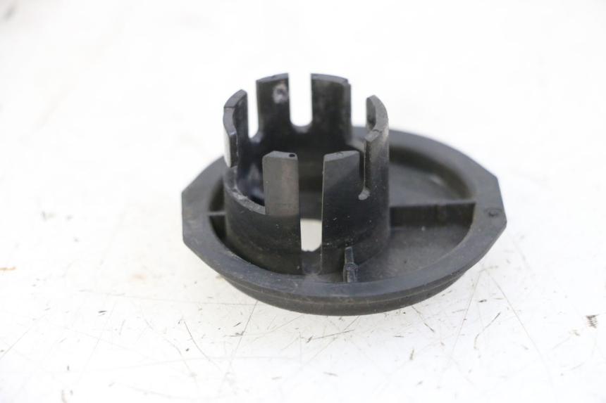 photo de OBUDOWA STACYJKI SUZUKI BURGMAN 125 (2015 - 2017) - Zoom stanu zużycia