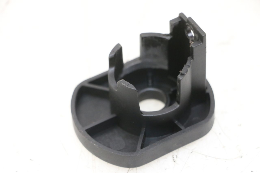 photo de OSŁONA STACYJKI SYM ORBIT 2 4T 50 (2018 - 2022) - Szczegół części