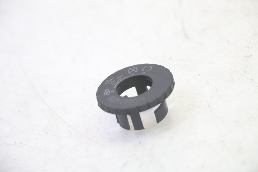 photo de OBUDOWA STACYJKI PEUGEOT TWEET PRO CARGO 50 (2018 - 2022) - Widok główny