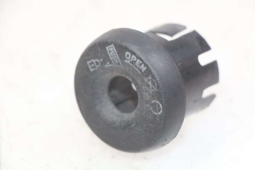 photo de OBUDOWA STACYJKI YAMAHA YP MAJESTY 125 (2007 - 2010) - Widok główny