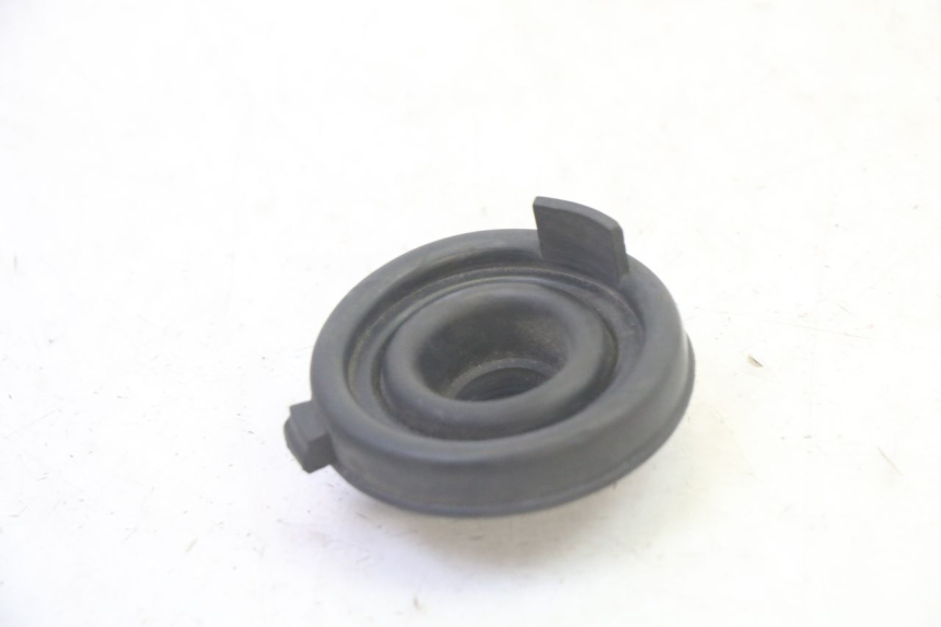 photo de OSŁONA PRZECIWPYŁOWA REFLEKTORA PIAGGIO FLY 4T 50 (2013 - 2017) - Szczegół części