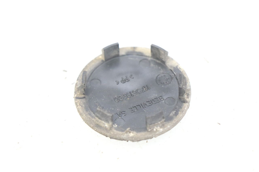 photo de OSŁONA KOŁA PEUGEOT ELYSTAR 50 (2002 - 2014) - Zoom stanu zużycia