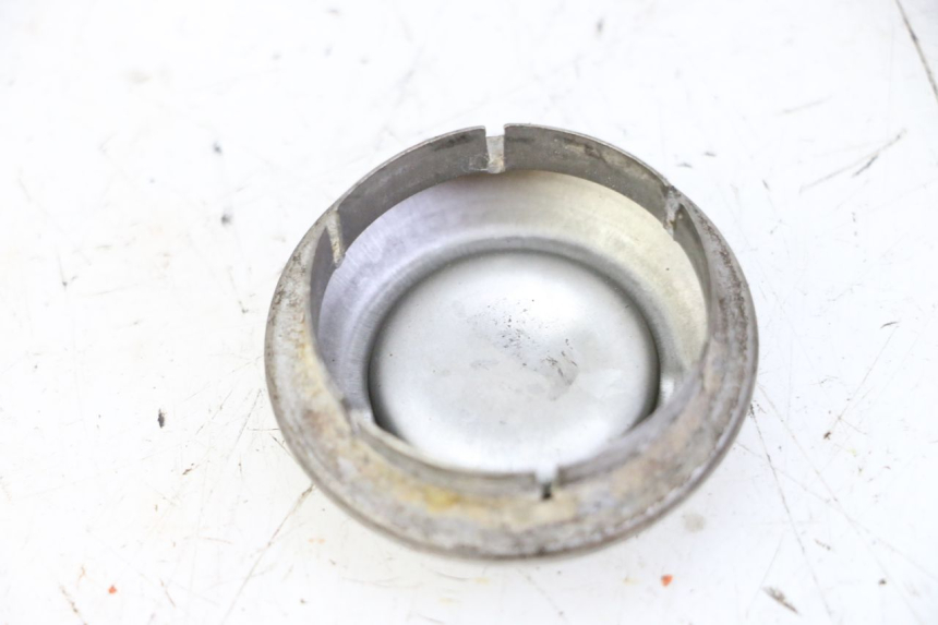 photo de OSŁONA KOŁA PIAGGIO VESPA PRIMAVERA 2T 50 (2013 - 2018) - Zoom stanu zużycia