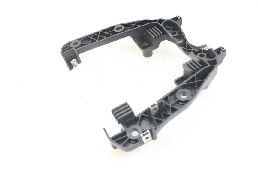 photo de OSŁONA POD SIEDZENIEM YAMAHA AEROX 2T 50 (2013 - 2017) - Szczegół części