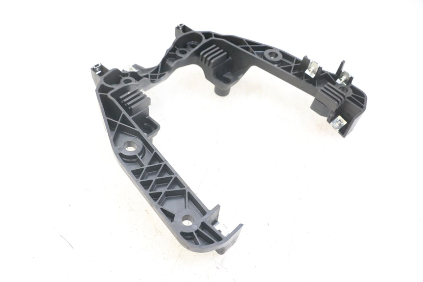 photo de OSŁONA POD SIEDZENIEM YAMAHA AEROX 2T 50 (2013 - 2017) - Zoom stanu zużycia