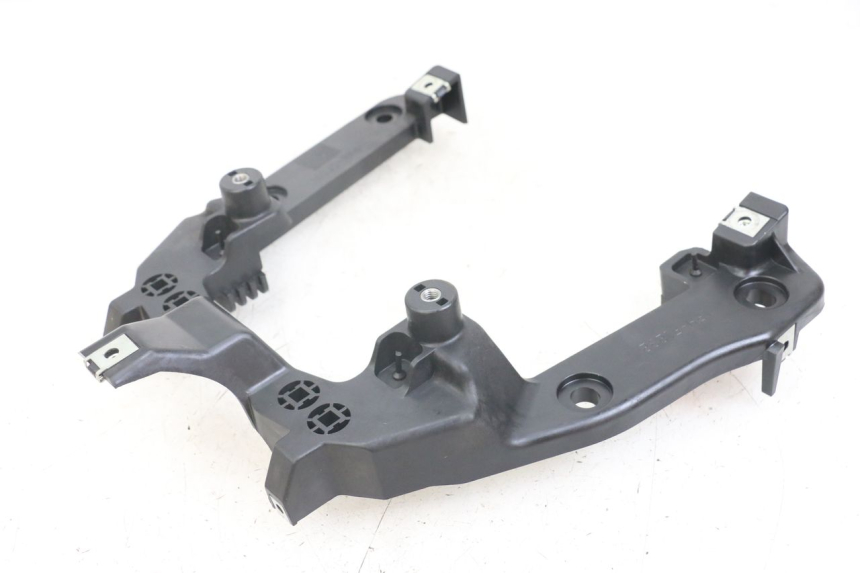 photo de OSŁONA POD SIEDZENIEM YAMAHA AEROX 2T 50 (2013 - 2017) - Inny kąt widzenia