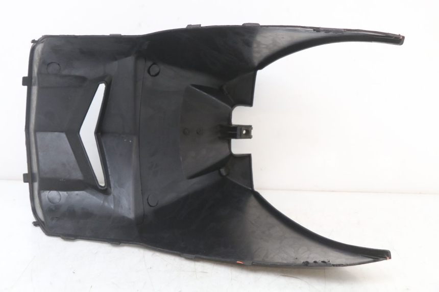 photo de OSŁONA POD SIEDZENIEM KYMCO AGILITY CARRY 50 (2011 - 2020) - Zbliżenie techniczne