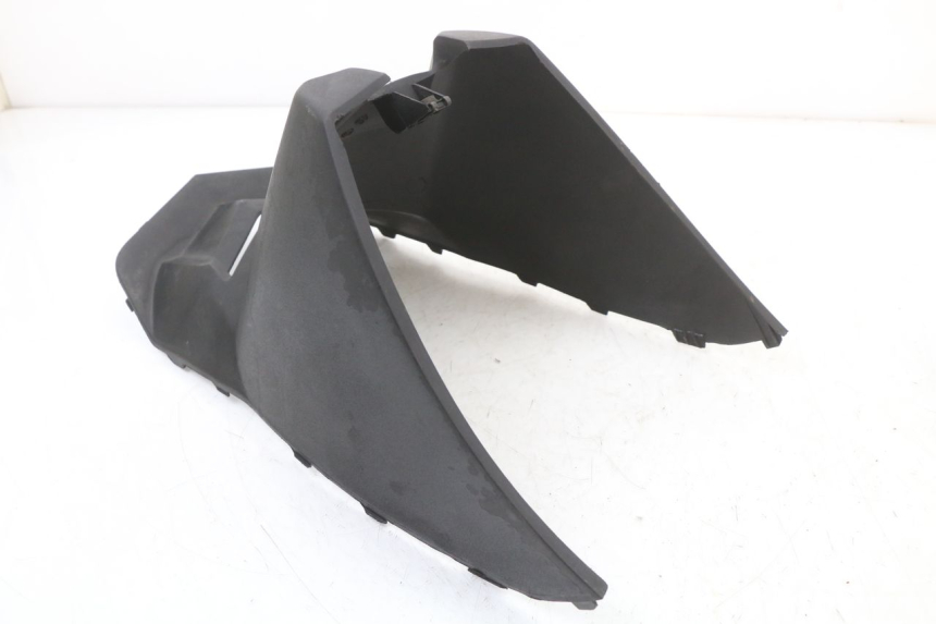 photo de OSŁONA POD SIODŁEM KYMCO AGILITY FR 2T 50 (2012 - 2017) - Zbliżenie techniczne