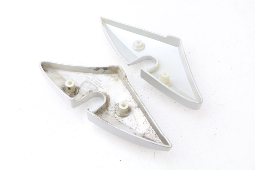 photo de OSŁONA POD SIEDZENIEM HYOSUNG AQUILA GV 125 (2009 - 2016) - Zoom stanu zużycia