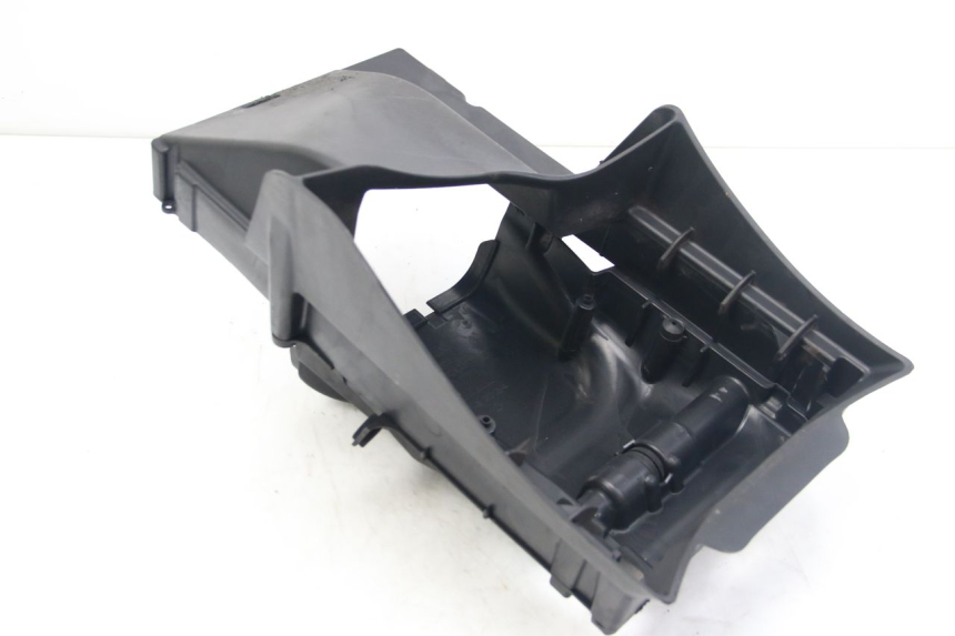 photo de OSŁONA POD SIEDZENIEM APRILIA ATLANTIC 500 (2002 - 2003) - Zoom stanu zużycia