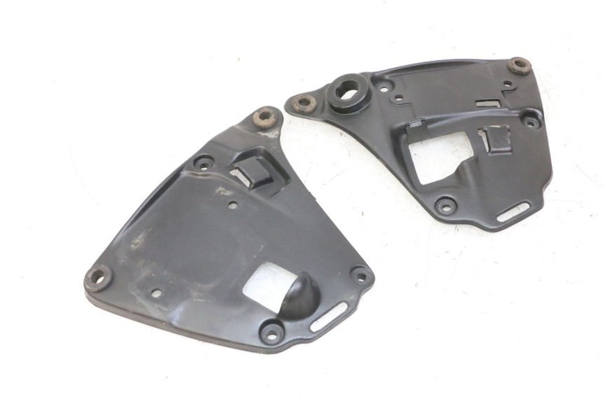 photo de OSŁONA POD SIEDZENIEM APRILIA CLASSIC 125 (1995 - 2001) - Zoom stanu zużycia