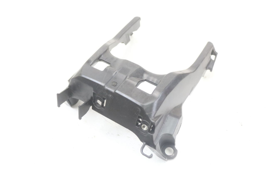 photo de OSŁONA POD SIEDZENIEM HONDA CRF R 250 (2020 - 2021) - Szczegół części