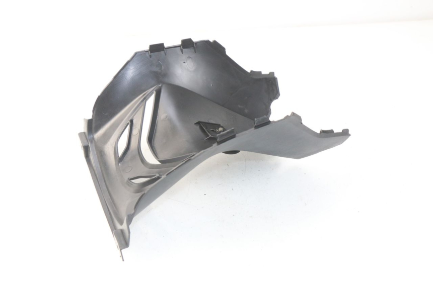 photo de OSŁONA POD SIEDZENIEM SYM CROX 4T 50 (2016 - 2023) - Zoom stanu zużycia