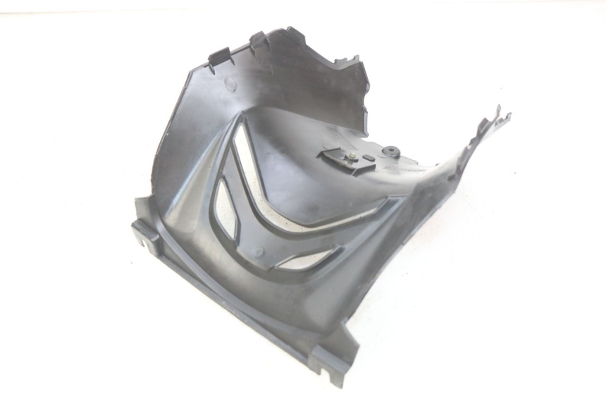 photo de OSŁONA POD SIEDZENIEM SYM CROX 4T 50 (2016 - 2023) - Zoom stanu zużycia