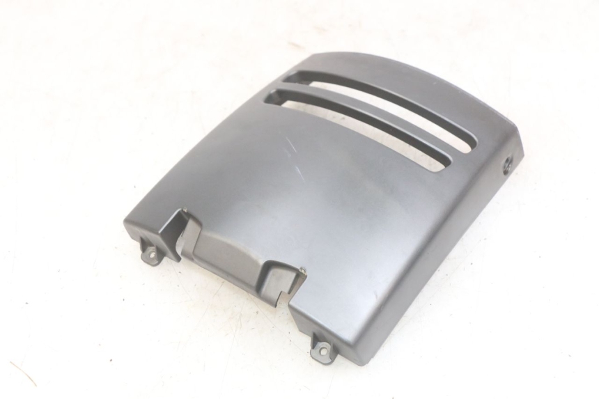 photo de OSŁONA POD SIEDZENIEM PEUGEOT DJANGO 4T 50 (2014 - 2019) - Inny kąt widzenia