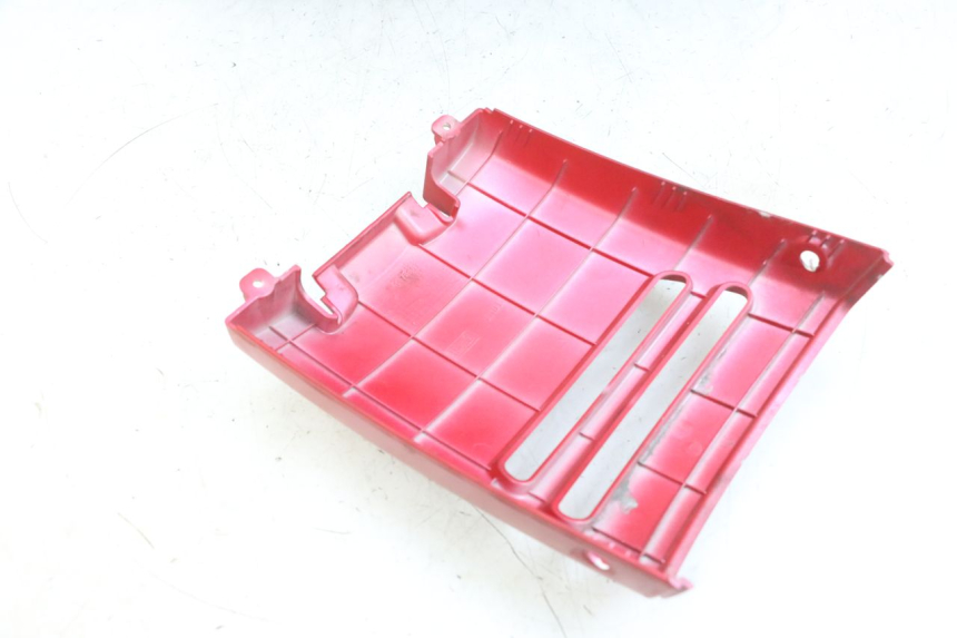 photo de OSŁONA POD SIEDZENIEM PEUGEOT DJANGO 4T 50 (2014 - 2019) - Szczegół części