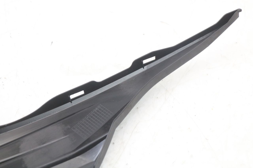 photo de OSŁONA POD SIEDZENIEM PRAWA SUZUKI ADDRESS 110 (2015 - 2020) - Część sprawdzona