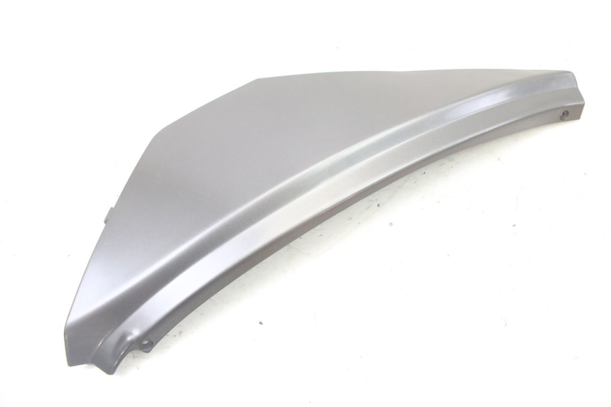 photo de OSŁONA POD SIODŁEM PRAWA APRILIA ATLANTIC 125 (2003 - 2009) - Szczegół części