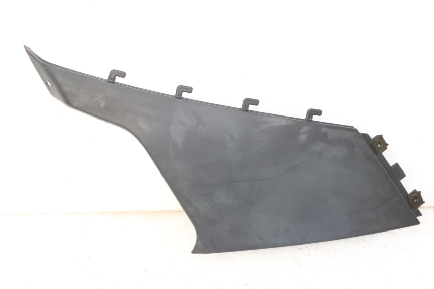 photo de OSŁONA POD SIODŁEM PRAWA BMW C1 125 (2000 - 2003) - Widok główny