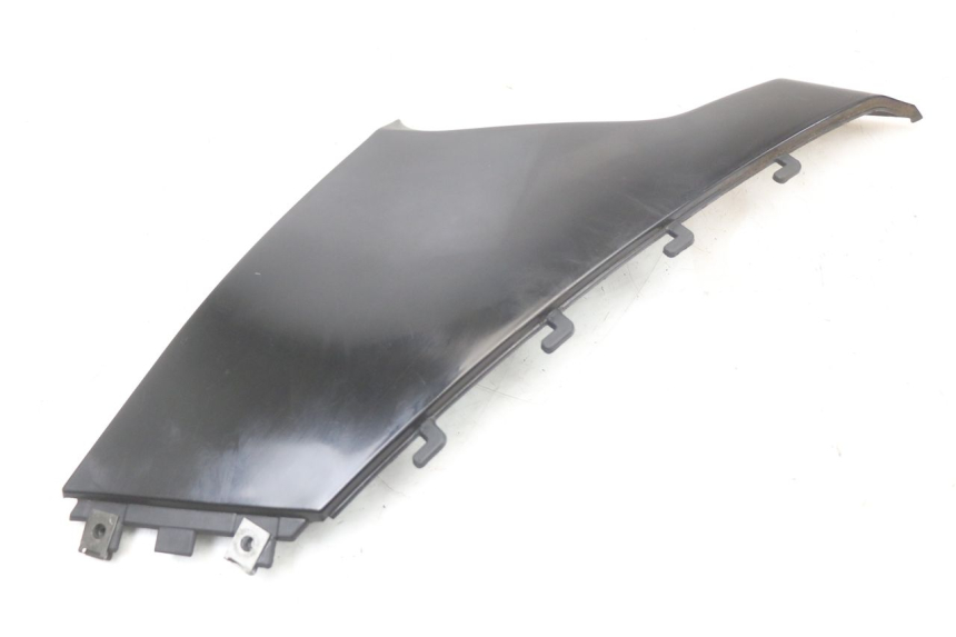 photo de OSŁONA POD SIODŁEM PRAWA BMW C1 125 (2000 - 2003) - Szczegół części