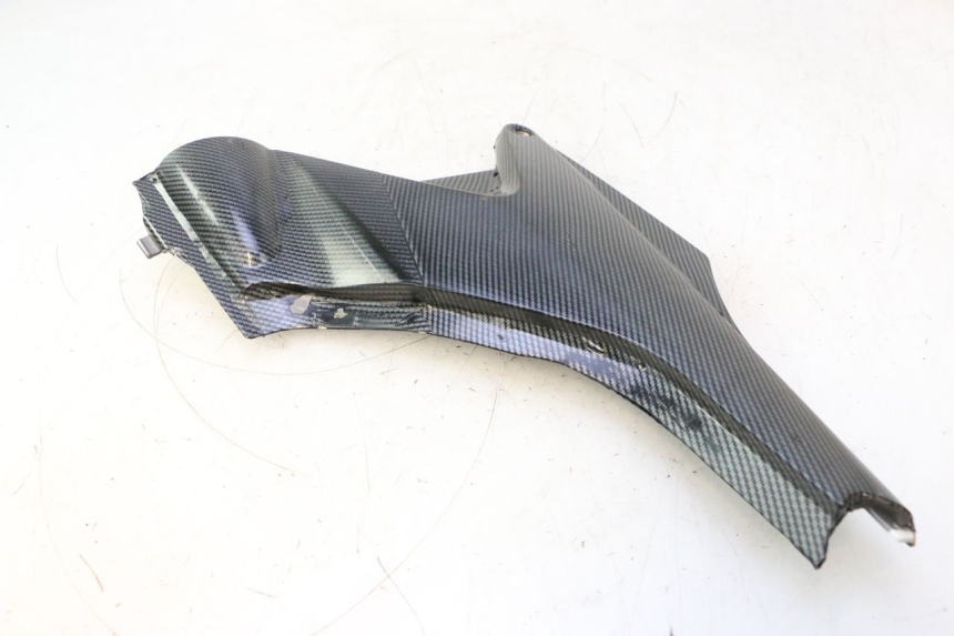photo de PRAWA OSŁONA POD SIEDZENIEM HONDA CB F HORNET 600 (2005 - 2006) - Punkty mocowania