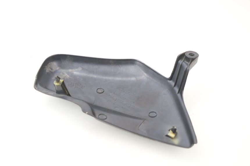 photo de OSŁONA POD SIODŁEM PRAWA HONDA CG 125 (1996 - 1998) - Szczegół części