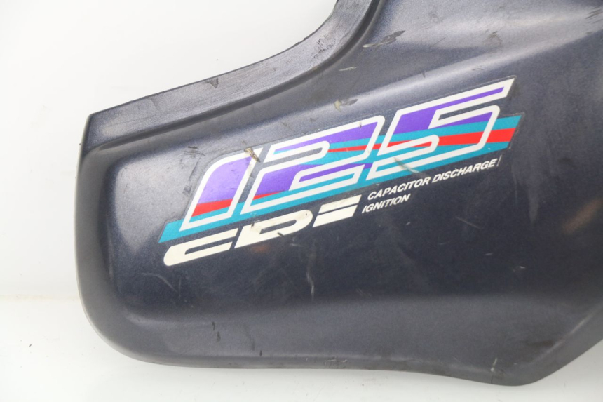photo de OSŁONA POD SIODŁEM PRAWA HONDA CG 125 (1996 - 1998) - Inny kąt widzenia