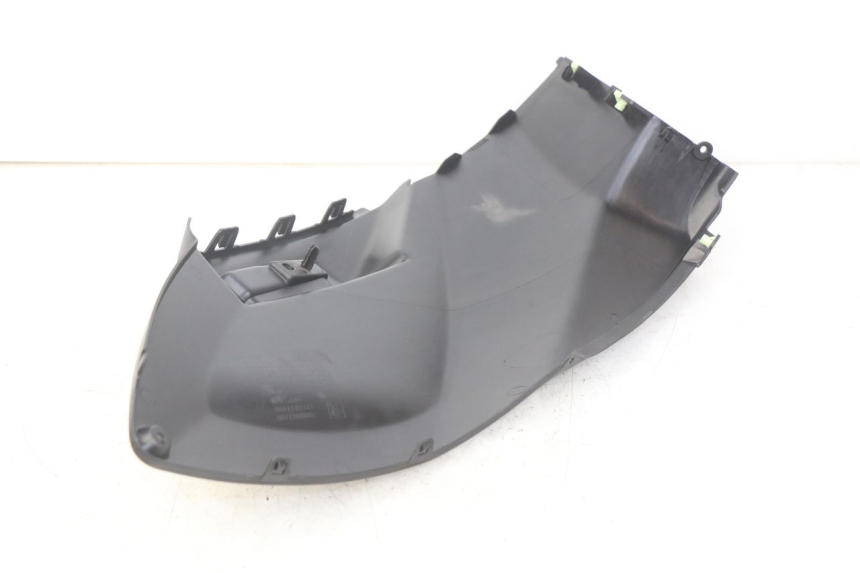 photo de OSŁONA POD SIODŁEM PRAWA PEUGEOT CITYSTAR AIR 125 (2014 - 2017) - Szczegół części